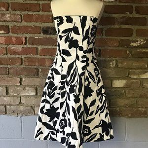 WHBM Black/White Strapless Dress - Size 6